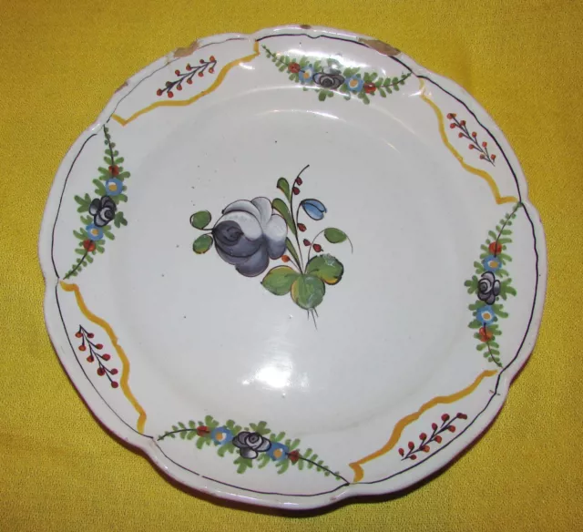 ASSIETTE FAIENCE DE L'EST 18 ème siècle décor à la rose