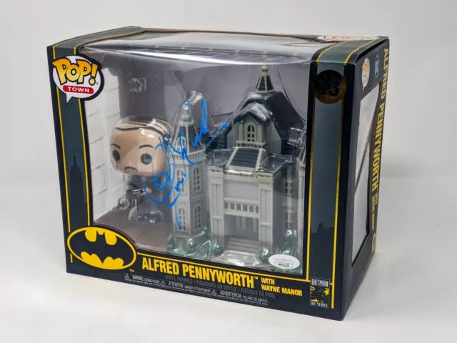 Clive Revill Batman Alfred Pennyworth Wayne Manor #13 Exclusive Signed JSA Funko