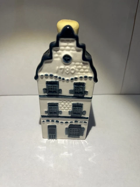 KLM Bols Blue Delft Miniature House - Number 3, 1575.