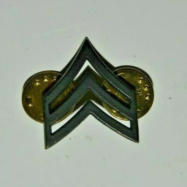 Vintage MINTY WWII SRGT Sergeant Black Chevron US ARMY Lapel Pin LI GI