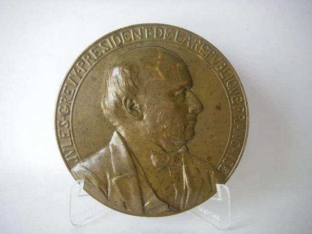 Medaille Ville Paris pas cher - Meilleures ofes sur le neuf et l'occasion