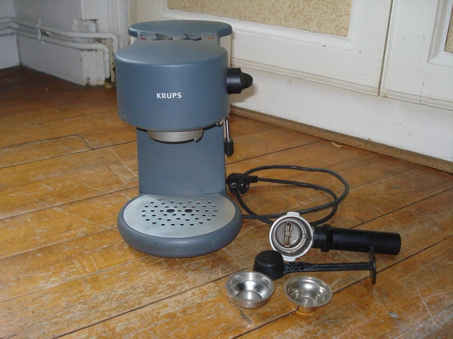 Machine à café electrique cafetiere expresso KRUPS F880 occasion,fonctionne