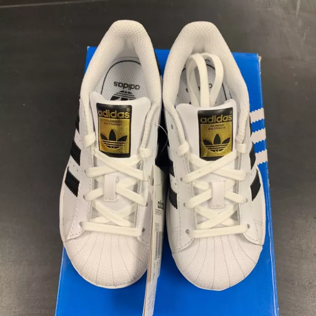 Superstar taille 28 sale