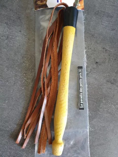 Martinet manche bois avec lanières en cuir,martinet 55 cm ,manche 26 cm,FRANCE