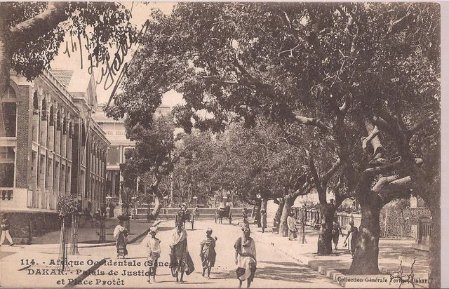 Cpa Dakar.palais De Justice.place Protet. Animee Ecrite.n°114.Be
