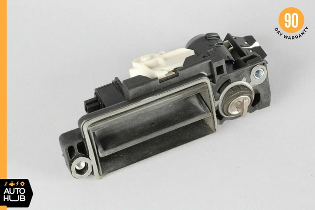 01-09 Mercedes W203 C230 CLS500 E500 Trunk Lid Lock Latch Handle 2037500893 OEM