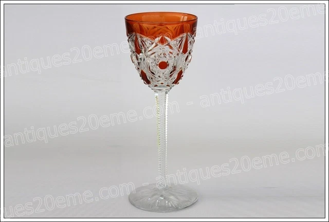 Verre à vin du Rhin en cristal de Baccarat modèle Lagny - Roemer glass