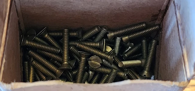 Lot of 122  Vintage Brass machine Screws #4-40 5/8"  Flat  Head Slotted 3.3 oz