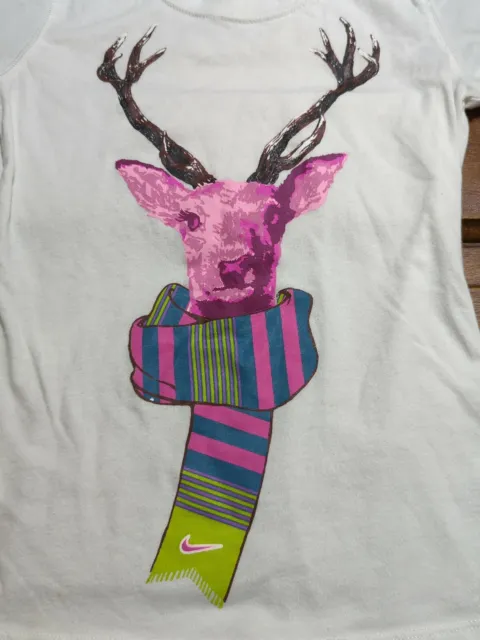 NIKE Tee Girl's Long Sleeve White T-Shirt Deer Scarf Logo Athletic Cut Size: SM