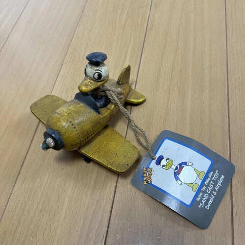Young Epoch Donald Duck Propeller Plane Vintage Disney Mini Figure
