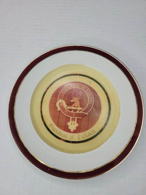 Vintage BAIRD OF AUCHMEDDEN DOMINUS FECIT PLATE CLAN CERAMICS   SCOTLAND FAMILY