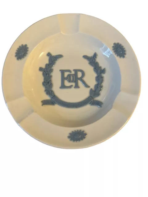 QUEEN ELIZABETH II Coronation 1953 Ashtray Wedgwood E & B Embossed Queensware