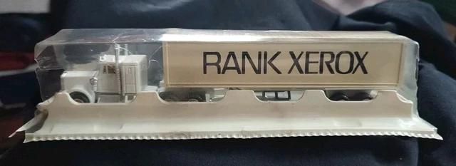 SEMI REMORQUE KENWORTH - Rank Xerox, Majorette 1/100 EUR 5,00 - FR