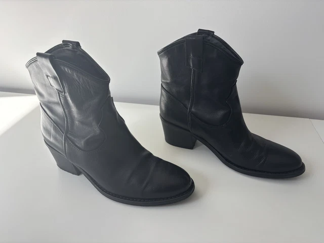 Bottes En Cuir Noir Cloutées MORGAN Taille 38 - Neuf Sans Boîte (valeur 149€)