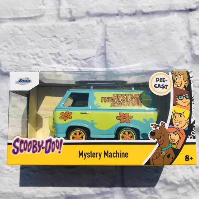 https://www.picclickimg.com/jlMAAOSwa8lhO67W/New-Sealed-Jada-Scooby-Doo-Mystery-Machine-1-32-Scale.webp