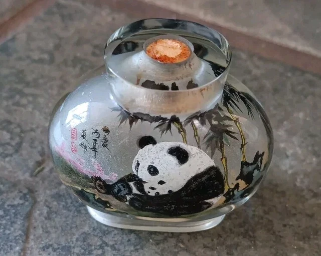 Chinese Porcelain Vase Inside Vase Snuff Bottle With People Graphic ws1231S