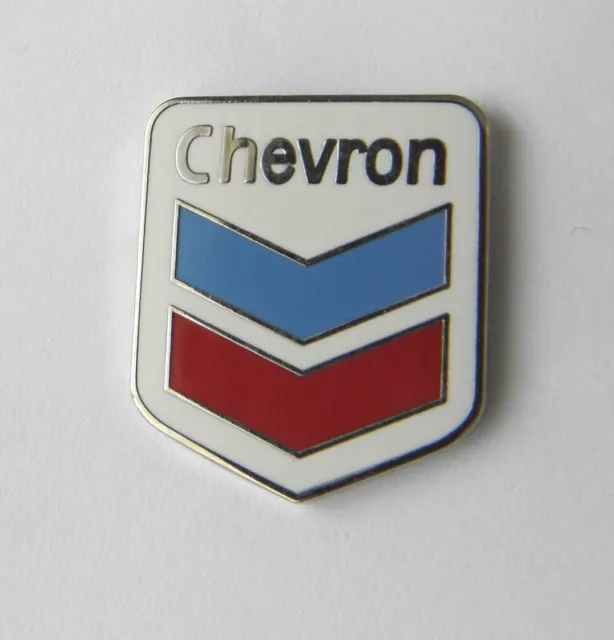 Chevron Oil Gas Fuel Lapel Pin Hat pin badge 1 inch in size