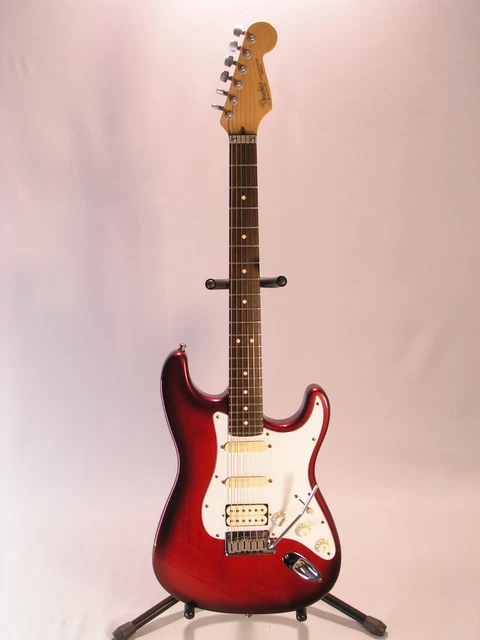 Rare Fender Stratocaster Deluxe Plus Crimson Burst USA de 1993