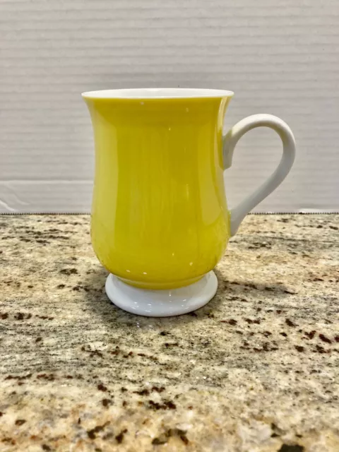 Fitz and Floyd Yellow & White Mug Cup Pedestal Footed MCMLXXV  1975 Vintage