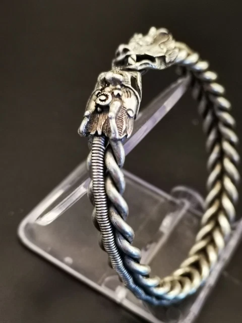 Beautiful Old Solid Tibetan Miao Silver Hollow Out Fine Dragon Bracelet F10