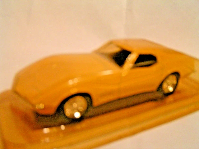 Miniature Solido 1/43 Chevrolet Corvette C 1968 Jaune – Très Bon état – Occasion