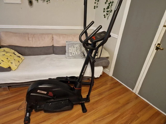 Reebok jet 100 deals s cross trainer