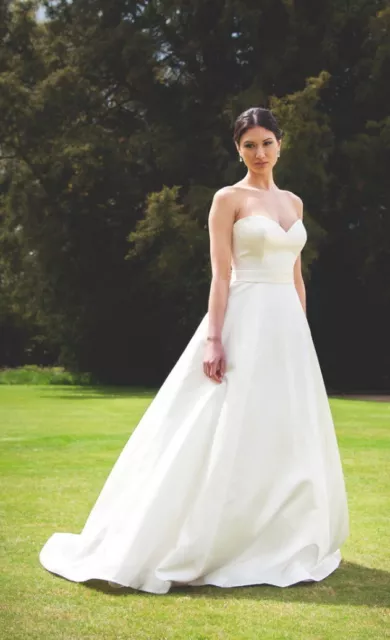 Augusta Jones - Anna Wedding Dress - Size 10