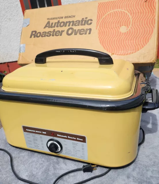 Avantco Countertop Roaster Oven / Warmer (22 Qt.)