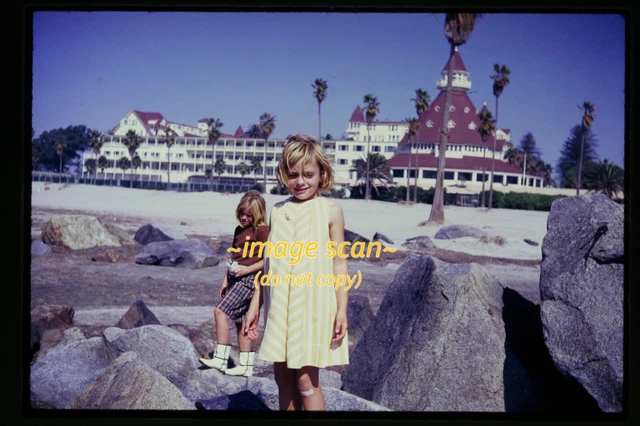 People at a Beach in Southern California in 1966, Original Slide L8a