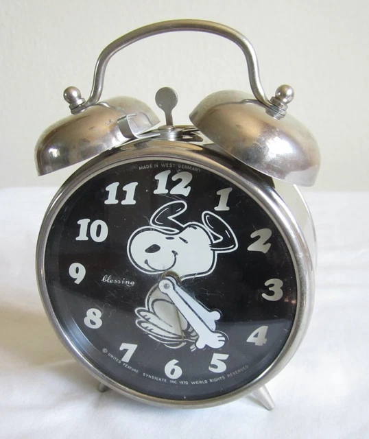 VINTAGE BLESSING 1970 Snoopy Alarm Clock Made In West Germany Peanuts