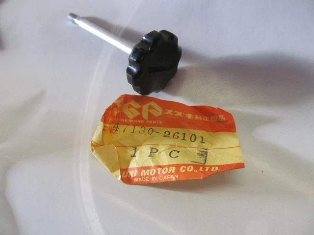 NOS Suzuki TS125 Ts 1975-1977 OEM Véritable Cadre Housse Bouton 47130-26101