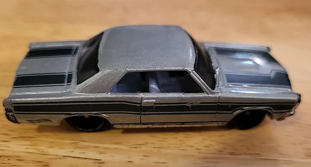 2001 Hot Wheels 64 Ford Fairlane Thunderbolt Mattel 1/64 Gray Black Stripe 2001 Hot Wheels 64 Ford Fairlane Thunderbolt Mattel 1/64 Gray Black Stripe