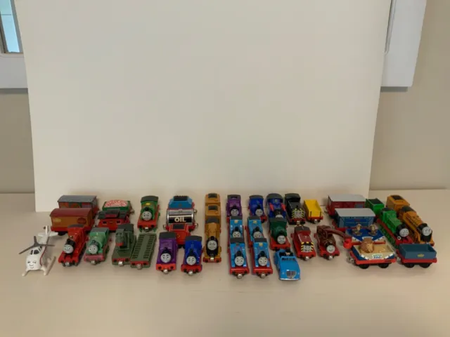 Thomas & Friends Huge Lot 40 Pieces Adventures Take Along N Play Train