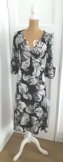 Per Una Size 12L Black White Abstract Fit And Flare Silky Midi Summer Dress