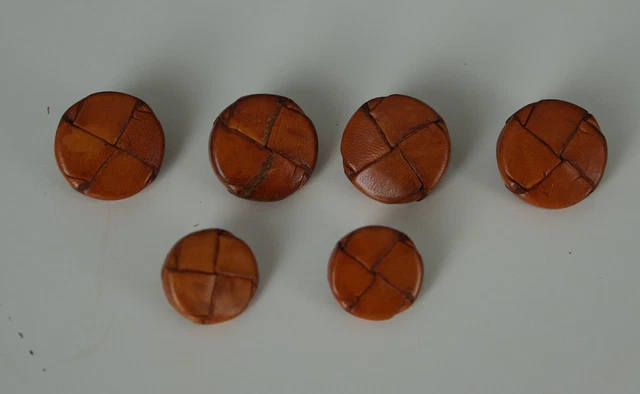 Lot De 10 Boutons Anciens En Cuir Noir - Diamètre 24 Mm - Neufs - Fabrication Française