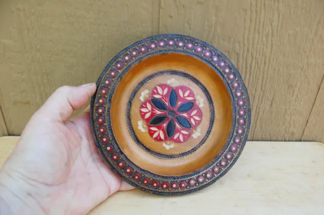 Chip Carved Turned Wood Bowl Plate Folk Art 6 3/8" Red Black Brass Inlay Trinket