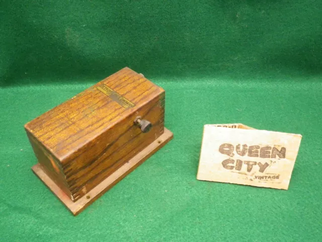 Vintage Detroit Buzz Coil hit-miss/stationary engine/tractor