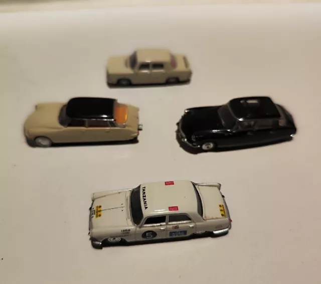 4 Voitures Citroën DS19 DeGaulle Peugeot 404 Renault 8 Universal Hobbies 1/87