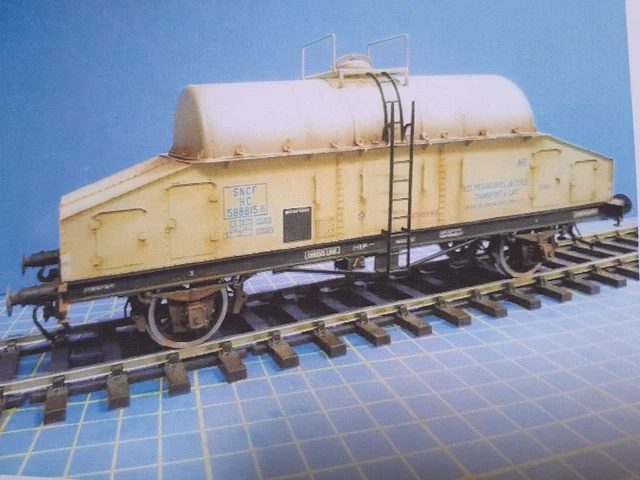 WAGON PLAT A TRANSPORT DE MARCHANDISES RENFE