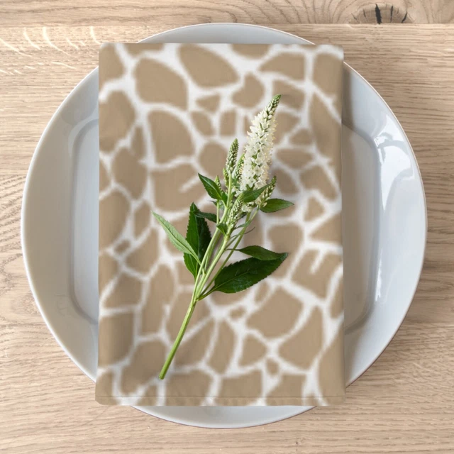 Giraffe Pattern Brown White set of 4 white on back Polyester Napkins