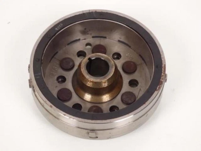 Rotor D'alternateur Pour Yamaha YZ 80 1982 - Pièce D'occasion - Voir Photos
