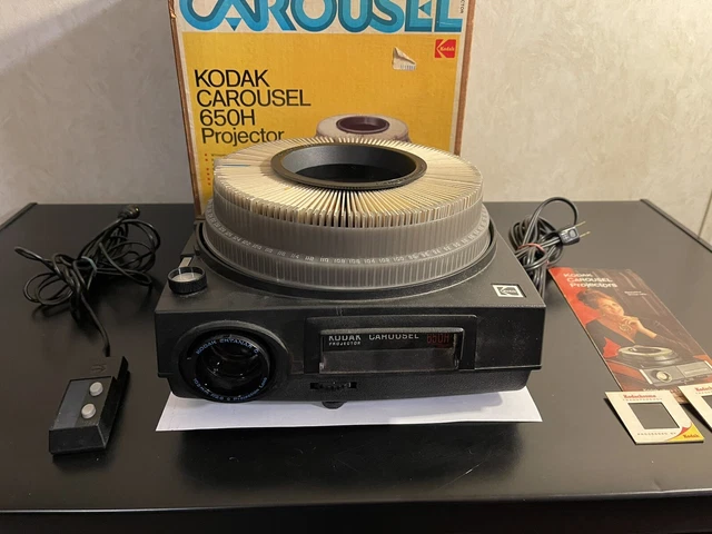 Kodak Carousel 650H Slide Projector and 140 Slide Tray Not Working Sold As Is