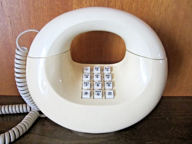 Vtg Mid Century Western Electric Ivory Push Button Sculptura Donut Circle Phone