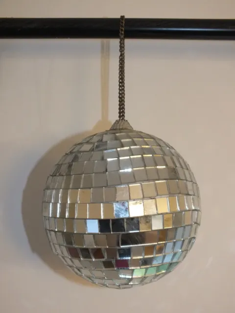 + 1 petite boule à facettes en verre miroir, diam 11.5cm Disco, 80's +