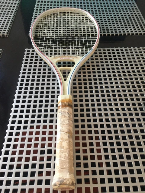 Racchetta da tennis originale Rossignol Mats 330 - Sports In vendita a Alessandria Racchetta da tennis originale Rossignol Mats 330 - Sports In vendita a Alessandria