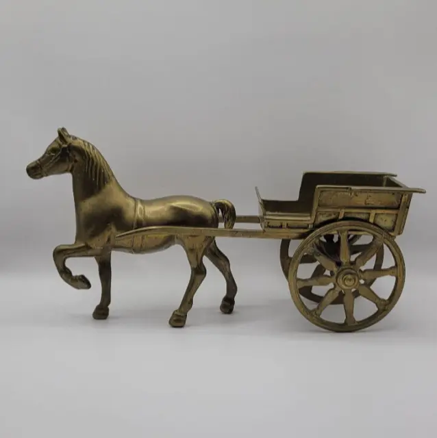 Ancienne GRANDE STATUETTE DE CHEVAL AVEC CALÈCHE LAITON
