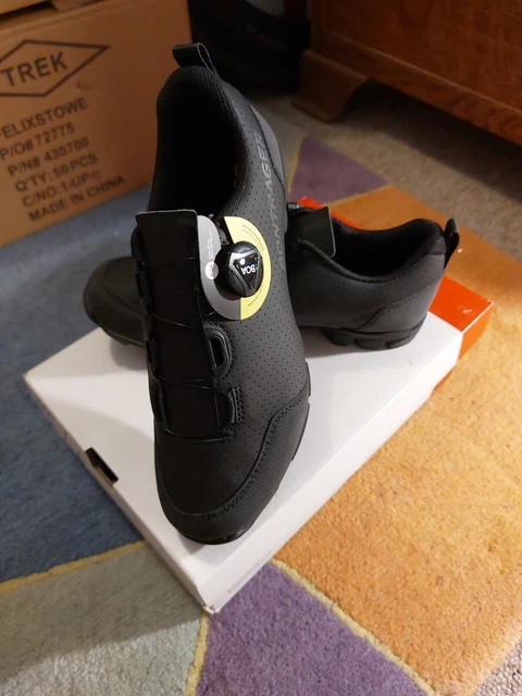 BNIB Bontrager Evoke Cycling Shoes SPD Road Gravel MTB size 40 - RRP£120