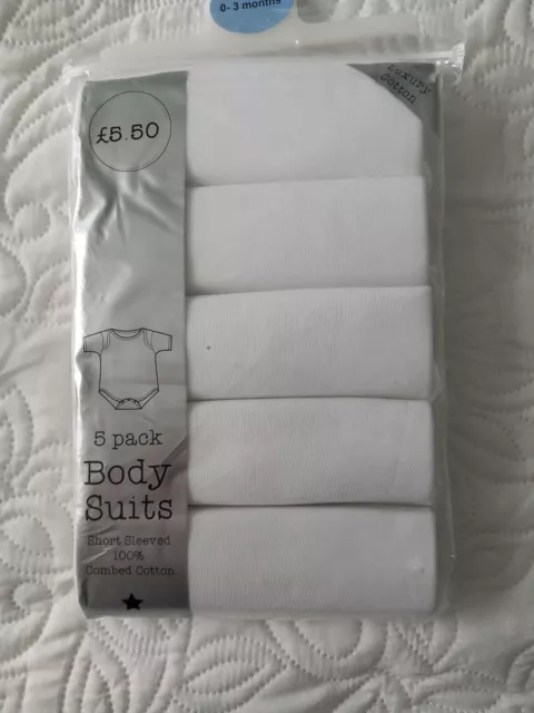 FIVE white Baby Short Sleeved Vests in Size 0-3 Months BNWTS