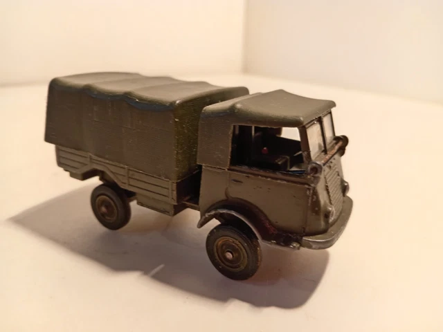 Matchbox Solido Militaire – Renault 4X4 203 – Jouet Ancien – Métal – État D'occasion