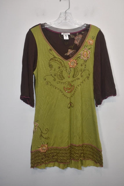 Krista Lee Womens Embroidered Flowers Beads Lace V Neck Short Sleeve Top Shirt S